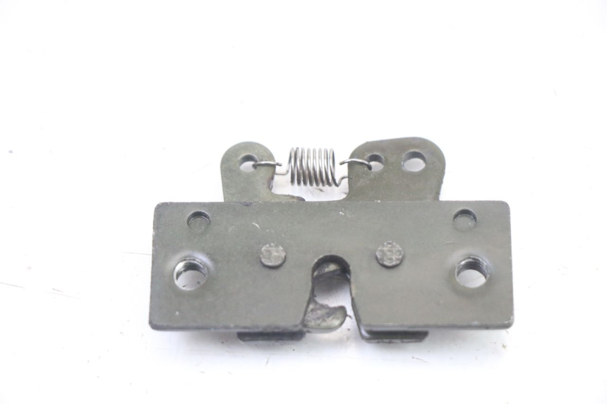 photo de ZADELSLOT PEUGEOT TREKKER TKR 50 (2005 - 2014) - Zoom op gebruiksstaat