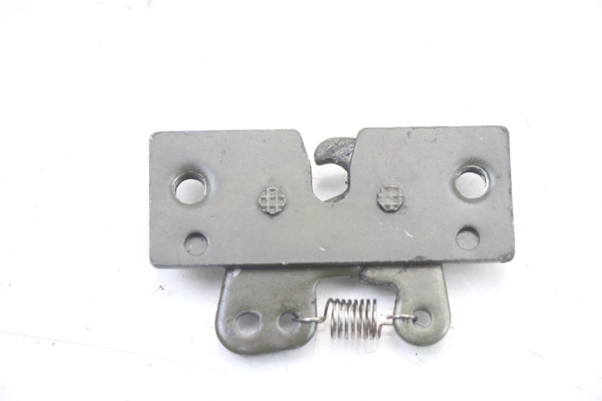 photo de ZADELSLOT PEUGEOT TREKKER TKR 50 (2005 - 2014) - Andere kijkhoek