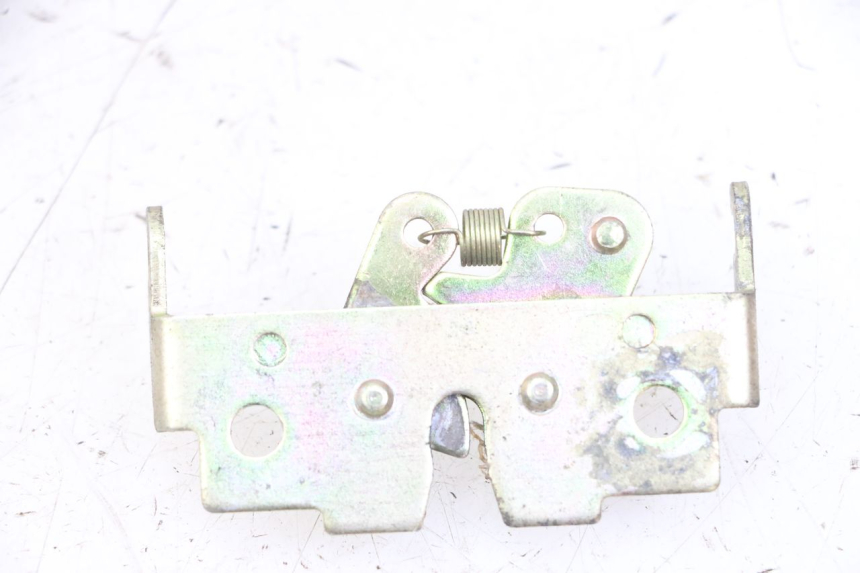 photo de ZADELSLOT PEUGEOT VIVACITY 125 (2010 - 2017) - Hoofdaanzicht