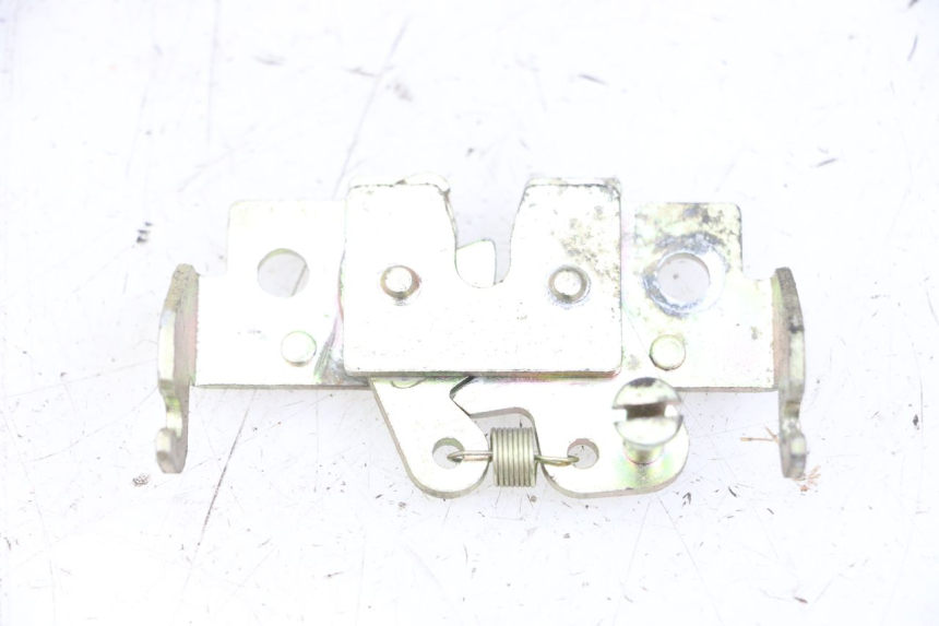 photo de ZADELSLOT PEUGEOT VIVACITY 125 (2010 - 2017) - Zoom op gebruiksstaat