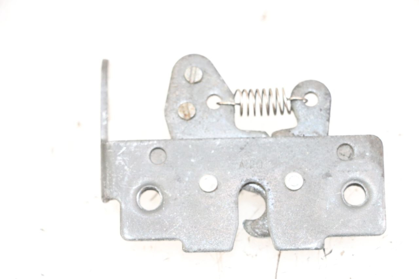 photo de ZADELSLOT PIAGGIO MP3 LT 400 (2007 - 2012) - Zoom op gebruiksstaat