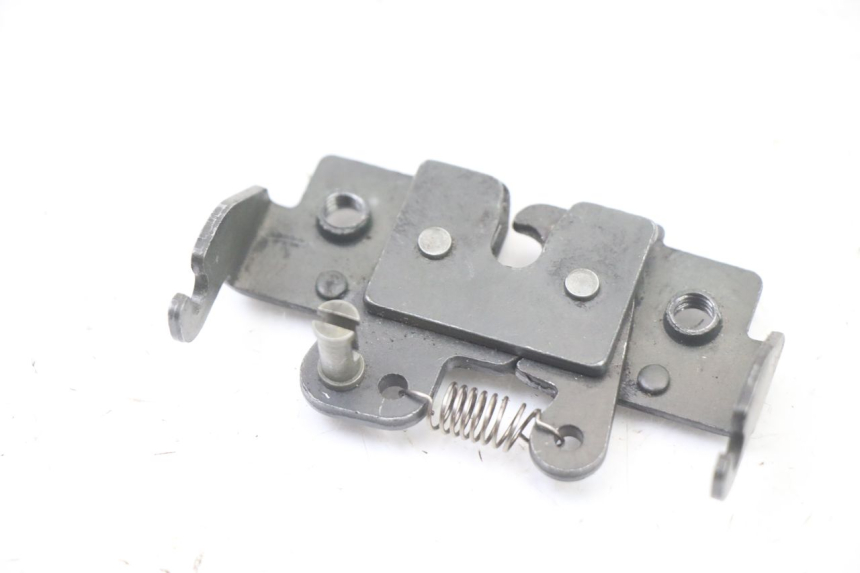 photo de ZADELSLOT PIAGGIO MP3 LT 400 (2007 - 2012) - Detail van het onderdeel