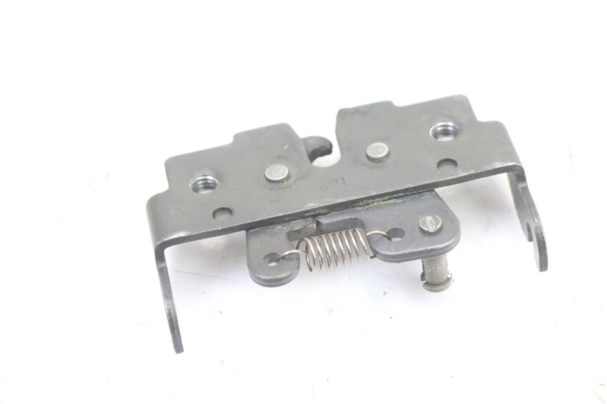 photo de ZADELSLOT PIAGGIO MP3 LT 400 (2007 - 2012) - Andere kijkhoek