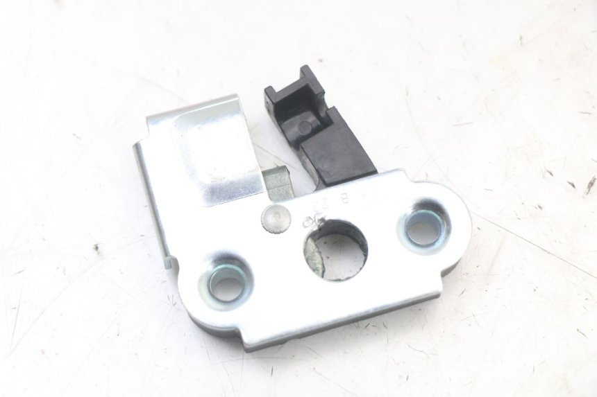 photo de ZADELSLOT ROYAL ENFIELD SCRAM 411 (2022 - 2024) - Zoom op gebruiksstaat