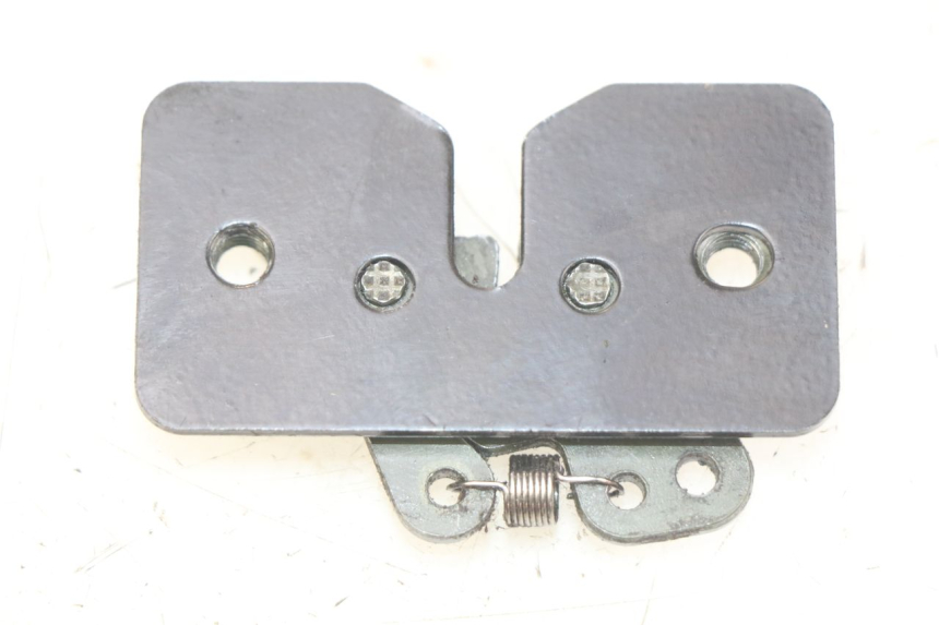 photo de ZADESLOT PEUGEOT SATELIS 125 (2010 - 2012) - Zoom op gebruiksstaat