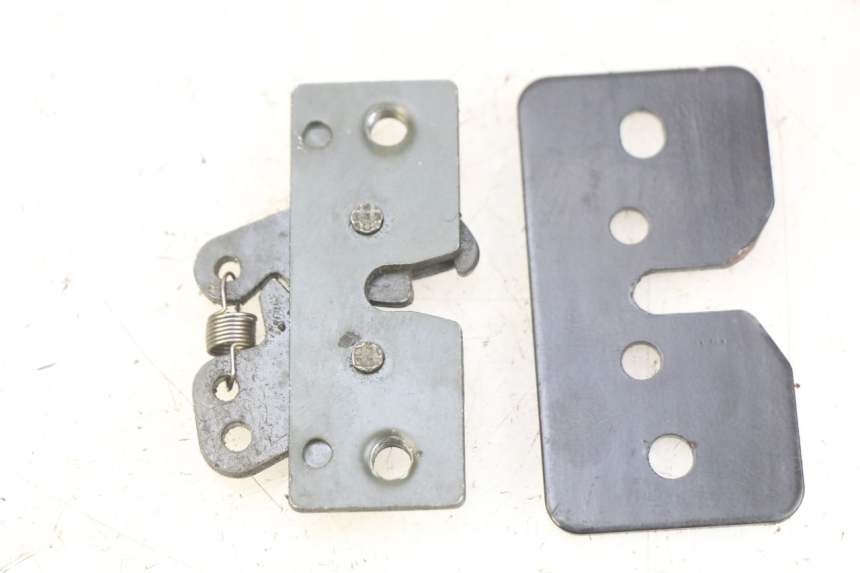 photo de ZADESLOT PEUGEOT SATELIS 125 (2010 - 2012) - Hoofdaanzicht