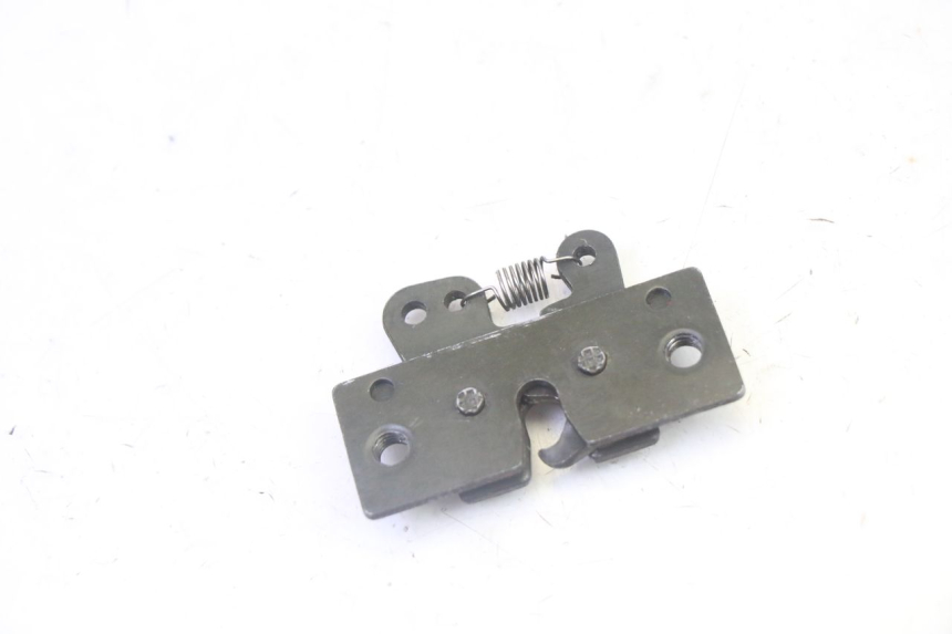 photo de ZADELSLOT PEUGEOT SATELIS 125 (2013 - 2018) - Andere kijkhoek