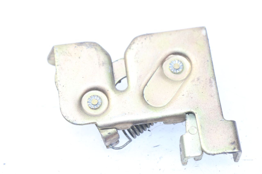 photo de ZADELSLOT PEUGEOT SC 50 (1988 - 1992) - Zoom op gebruiksstaat