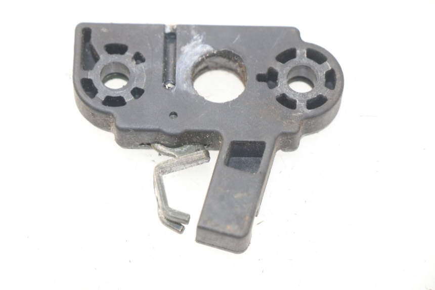 photo de ZADELSLOT MBK SKYLINER 125 (2004 - 2007) - Zoom op gebruiksstaat