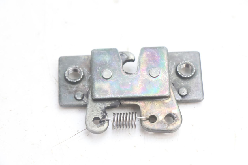 photo de ZADELSLOT PEUGEOT SPEEDFIGHT LC 50 (1996 - 2002) - Detail van het onderdeel