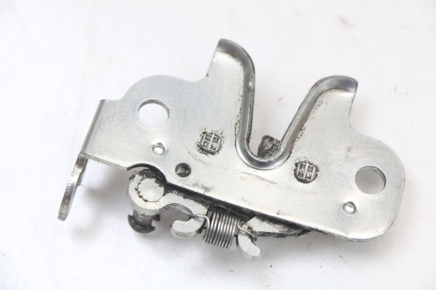 photo de ZADELSLOT PEUGEOT STREETZONE I 2T 50 (2018 - 2020) - Detail van het onderdeel