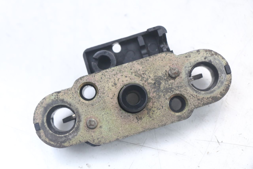 photo de ZADELSLOT SUZUKI GS F 500 (2004 - 2007) - Hoofdaanzicht