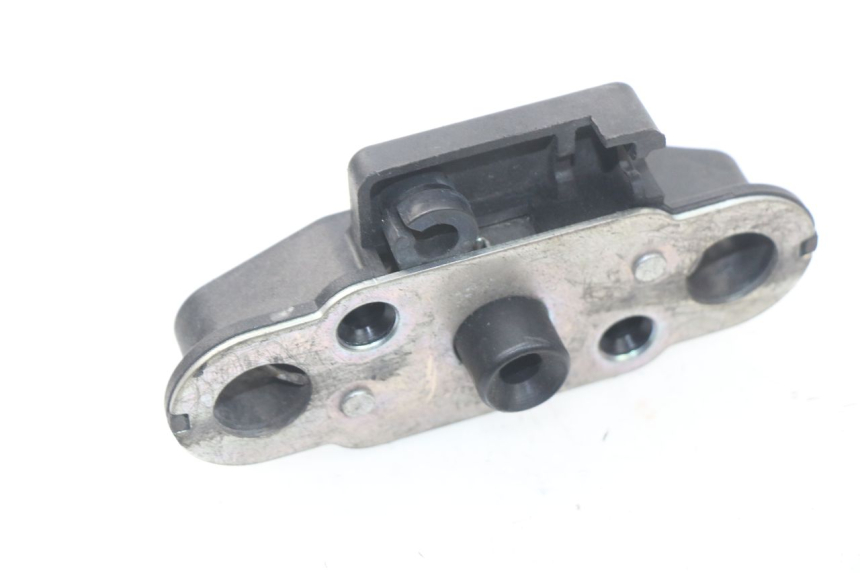 photo de ZADELSLOT SUZUKI SV S ABS 650 (2003 - 2009) - Detail van het onderdeel