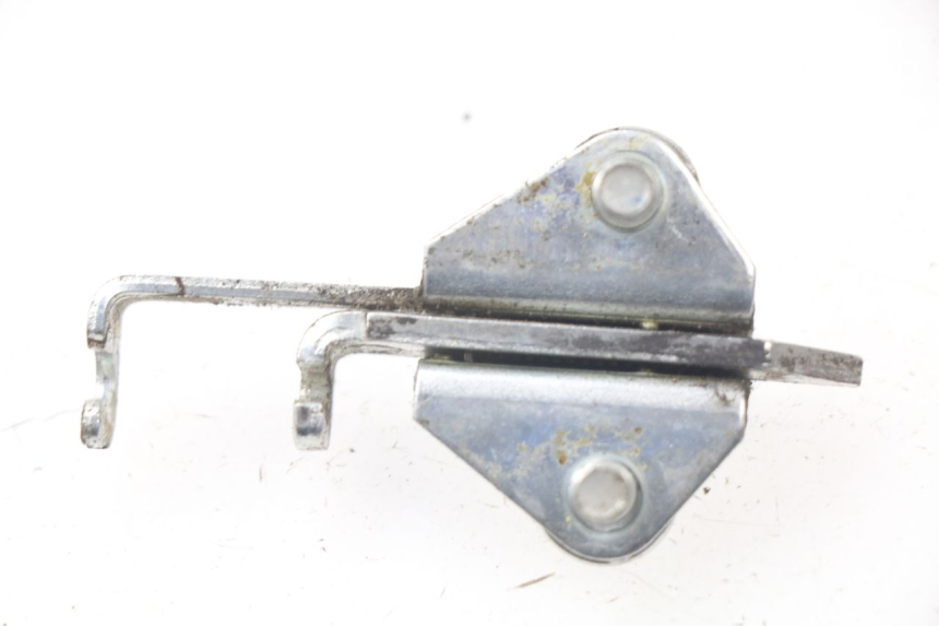 photo de ZADELSLOT YAMAHA TDM ABS 900 (2002 - 2014) - Detail van het onderdeel