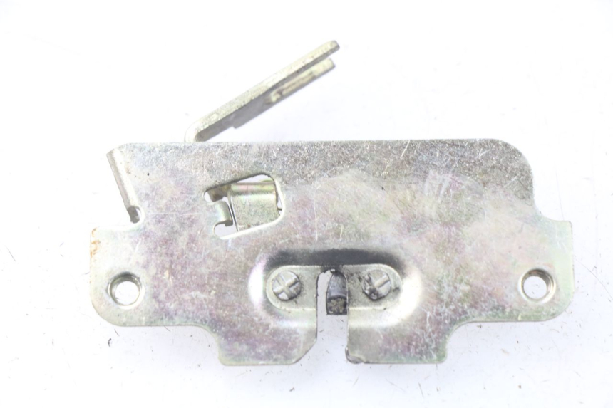 photo de ZADELSLOT PEUGEOT TWEET 125 (2010 - 2017) - Zoom op gebruiksstaat