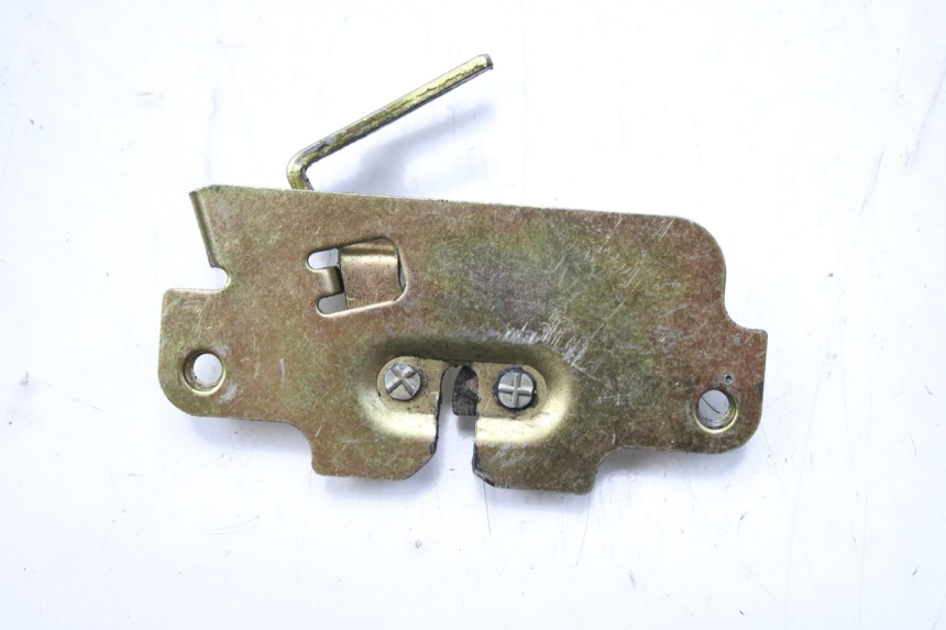 photo de ZADELSLOT PEUGEOT TWEET 125 (2010 - 2017) - Bevestigingspunten