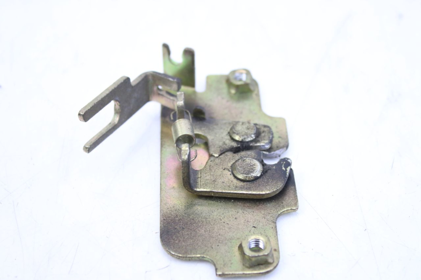 photo de ZADELSLOT PEUGEOT TWEET 125 (2010 - 2017) - Andere kijkhoek