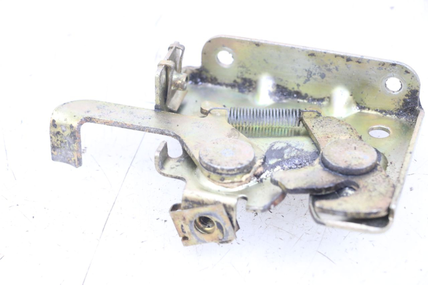 photo de ZADELSLOT PIAGGIO TYPHOON 80 (1994 - 1997) - Zoom op gebruiksstaat