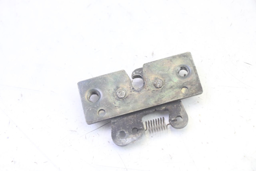 photo de ZADELSLOT PEUGEOT VIVACITY 100 (1999 - 2008) - Andere kijkhoek