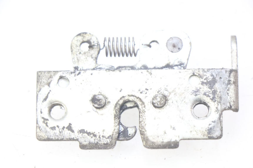 photo de ZADELSLOT YAMAHA XMAX X-MAX 125 (2006 - 2009) - Detail van het onderdeel