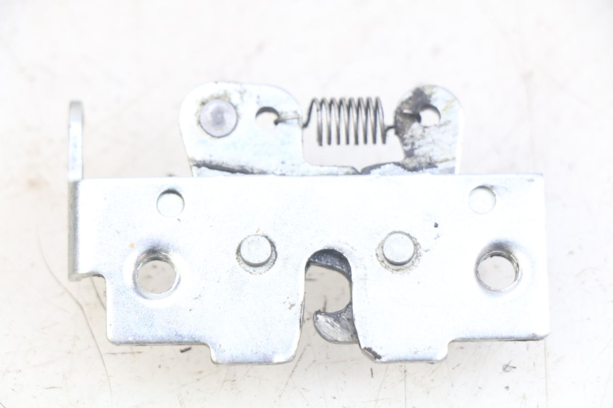 photo de ZADELSLOT YAMAHA XMAX X-MAX 125 (2006 - 2009) - Detail van het onderdeel