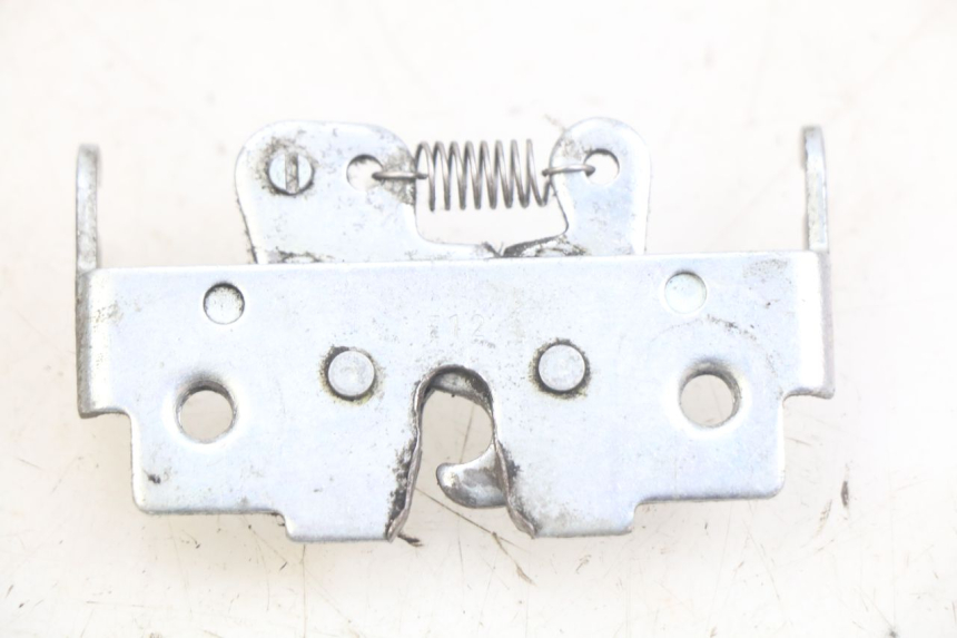 photo de ZADELSLOT YAMAHA X-MAX XMAX 125 (2010 - 2013) - Detail van het onderdeel