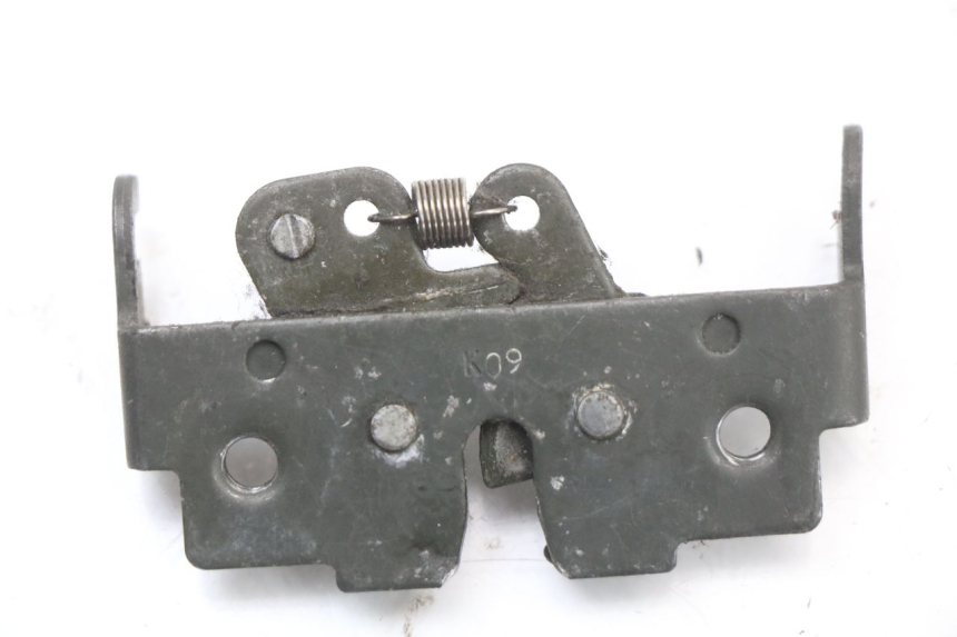 photo de ZADELSLOT YAMAHA X-MAX XMAX 125 (2010 - 2013) - Detail van het onderdeel