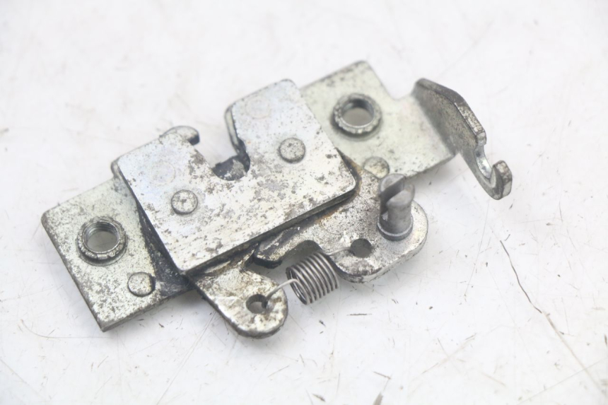 photo de ZADELSLOT YAMAHA XMAX X-MAX 125 (2006 - 2009) - Detail van het onderdeel