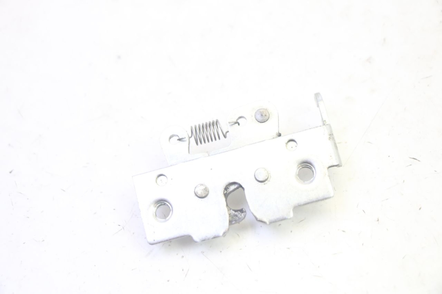 photo de ZADELSLOT YAMAHA XMAX X-MAX 125 (2006 - 2009) - Zoom op gebruiksstaat