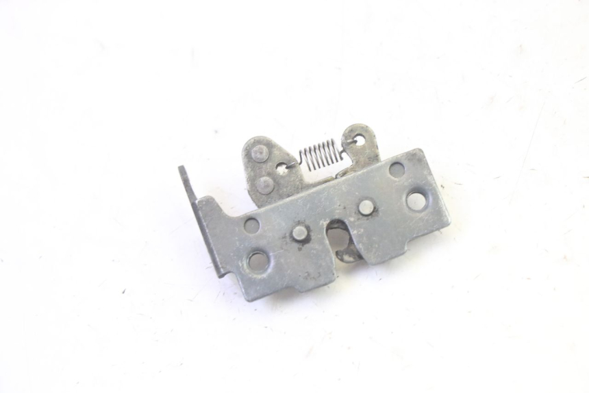 photo de ZADELSLOT PIAGGIO X8 125 (2004 - 2007) - Zoom op gebruiksstaat