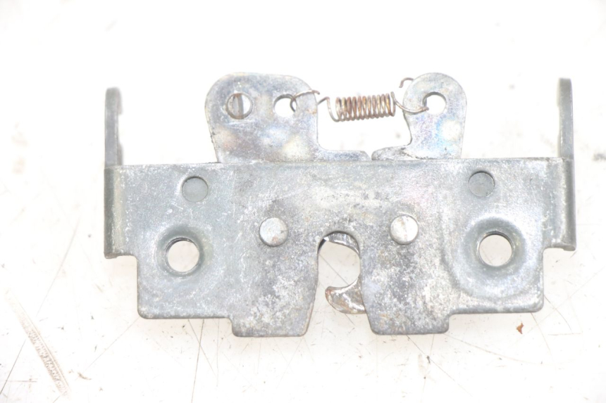 photo de ZADELSLOT PIAGGIO X9 125 (2000 - 2003) - Detail van het onderdeel