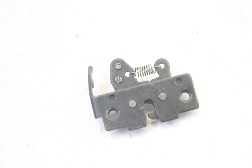 photo de ZADELSLOT PIAGGIO XEVO - X EVO 125 (2007 - 2017) - Zoom op gebruiksstaat