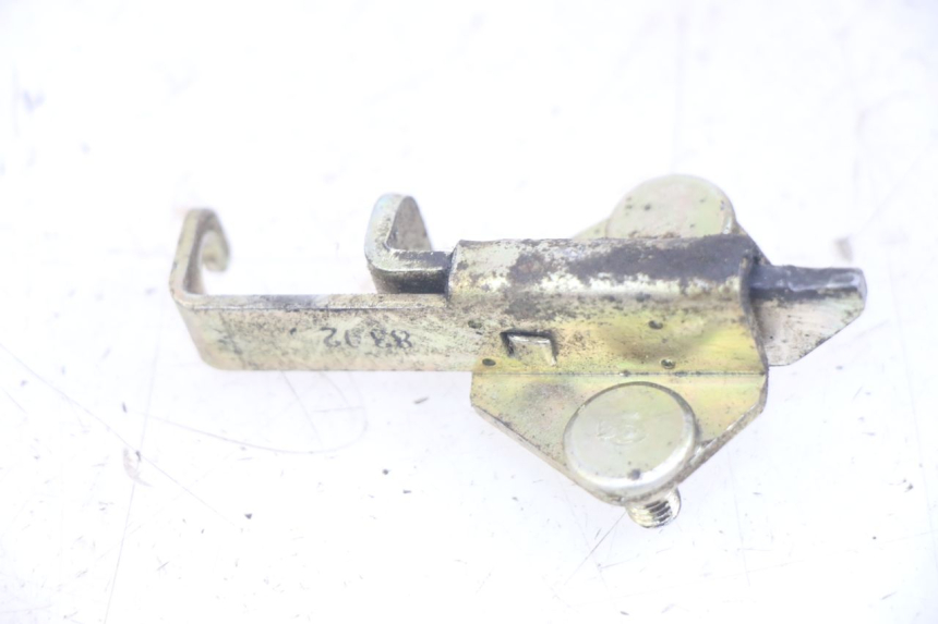 photo de ZADELSLOT YAMAHA XJN DIVERSION 600 (2000 - 2003) - Detail van het onderdeel