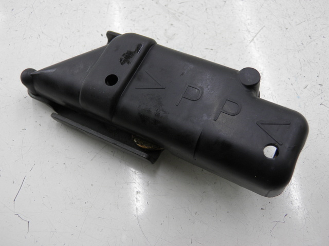 photo de ZADELSLOT YAMAHA TDM 900 (2004 - 2006) - Detail van het onderdeel