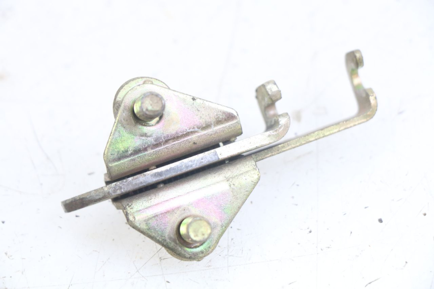 photo de ZADELSLOT YAMAHA YZF R THUNDERCAT 600 (1996 - 2003) - Detail van het onderdeel