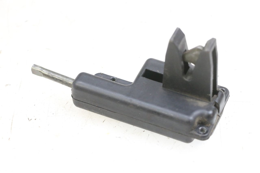 photo de ZADELSLOT PIAGGIO ZIP 4T 50 (2018 - 2020) - Hoofdaanzicht