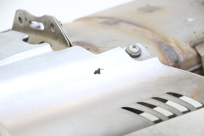 photo de UITLAATDEMPER YAMAHA FZ6 FAZER S2 600 (2007 - 2011) - Detail van het onderdeel