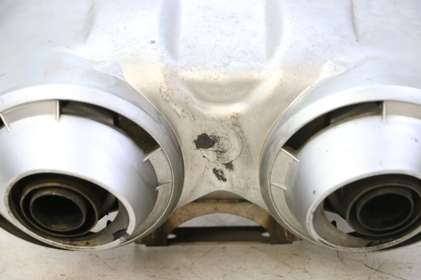 photo de UITLAATDEMPER YAMAHA FZ6 FAZER S2 600 (2007 - 2011) - Zoom op gebruiksstaat