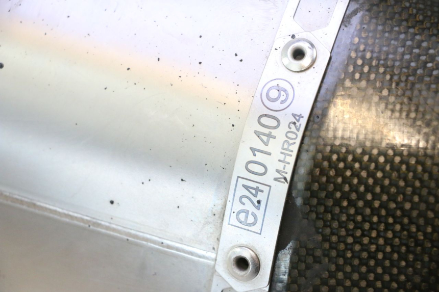 photo de UITLAATDEMPER YAMAHA FZ8 800 (2010 - 2016) - Kenmerkende details