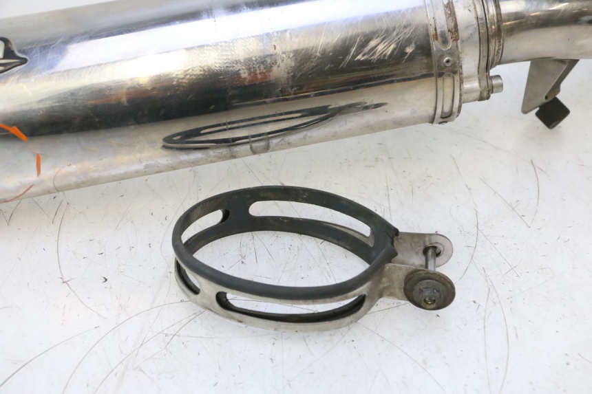 photo de UITLAATDEMPER SUZUKI GSF N BANDIT 1200 (2001 - 2005) - Detail van het onderdeel