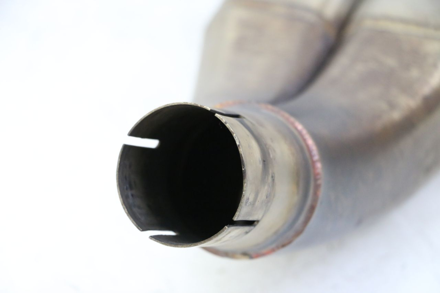 photo de UITLAATDEMPER SUZUKI GSR 750 (2011 - 2017) - Kenmerkende details