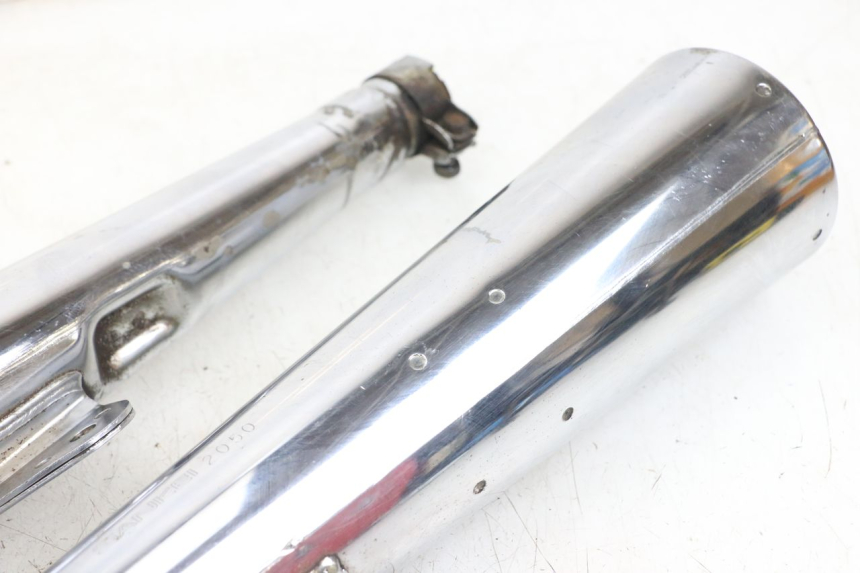 photo de UITLAATDEMPER SUZUKI GSX E 250 (1982 - 1983) - Zoom op kwaliteit