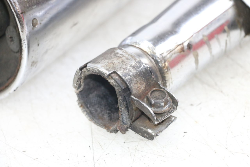 photo de UITLAATDEMPER SUZUKI GSX E 250 (1982 - 1983) - Profielaanzicht