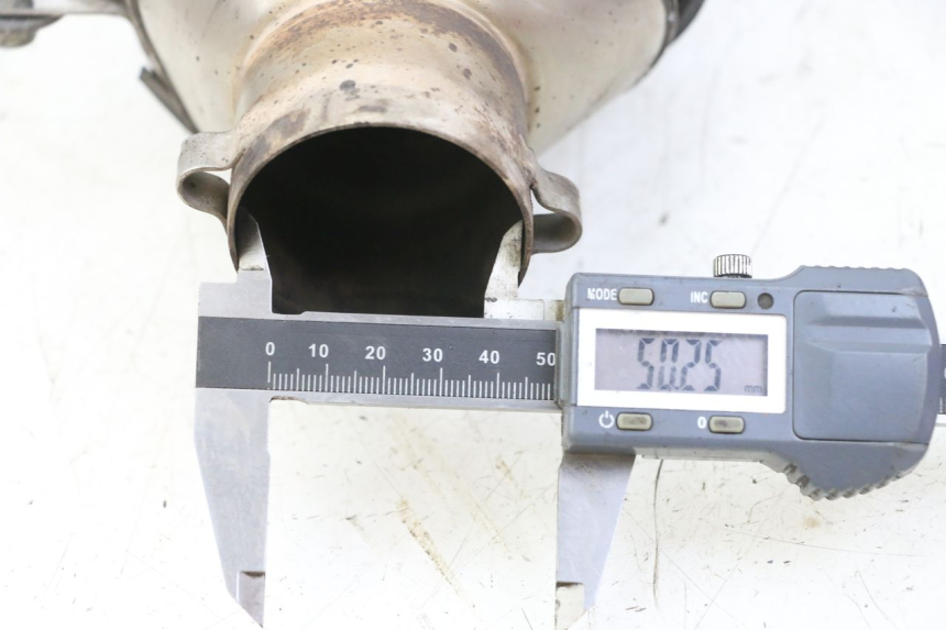 photo de UITLAATDEMPER SUZUKI SV S 650 (1999 - 2002) - Overzicht