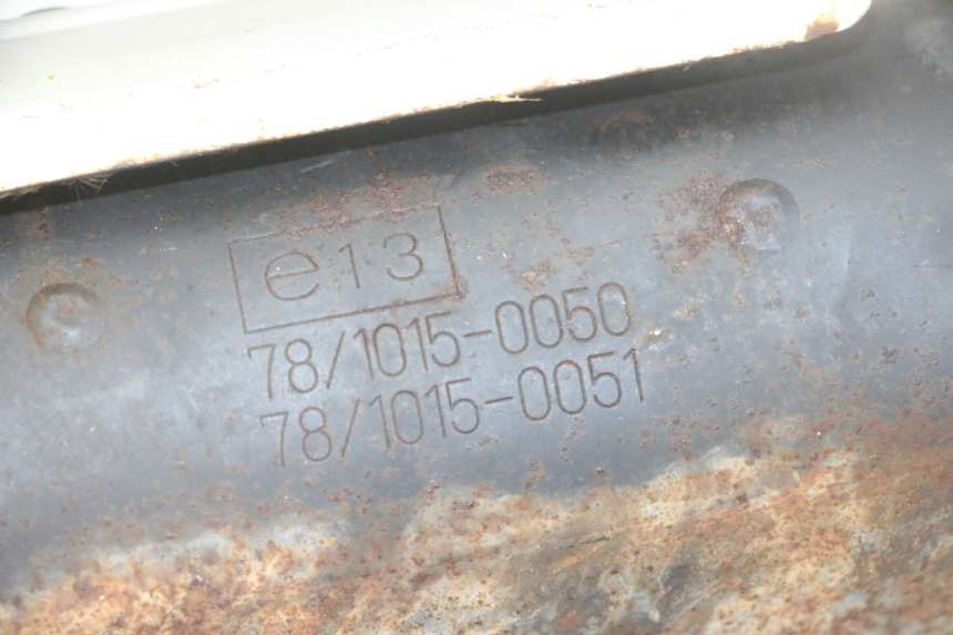 photo de UITLAATDEMPER YAMAHA TDR DELTABOX 125 (1997 - 2003) - Zoom op gebruiksstaat