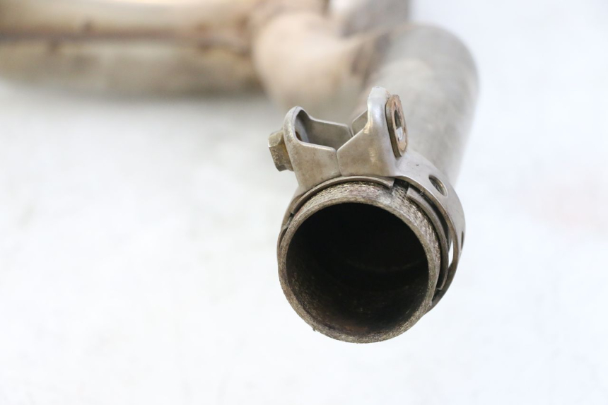 photo de UITLAATDEMPER YAMAHA FZ6 FAZER S2 600 (2007 - 2011) - Bevestigingspunten