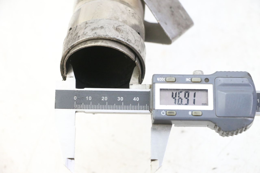 photo de UITLAATDEMPER YAMAHA FZS FAZER 600 (2001 - 2003) - Overzicht