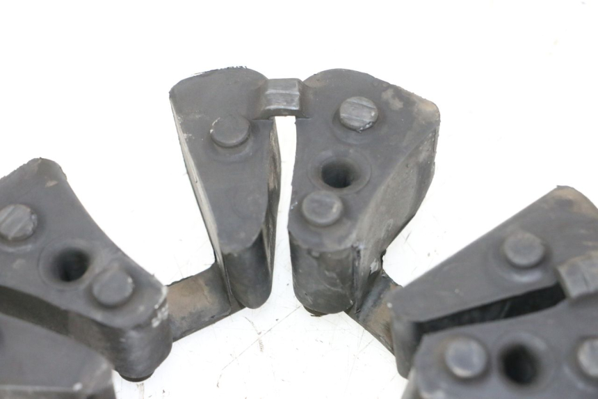 photo de KRANS SILENTBLOK TRIUMPH SPRINT 900 (1995 - 1998) - Bevestigingspunten