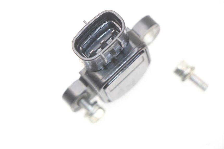 photo de INJECTIESENSOR YAMAHA FZ8 800 (2010 - 2016) - Zoom op gebruiksstaat