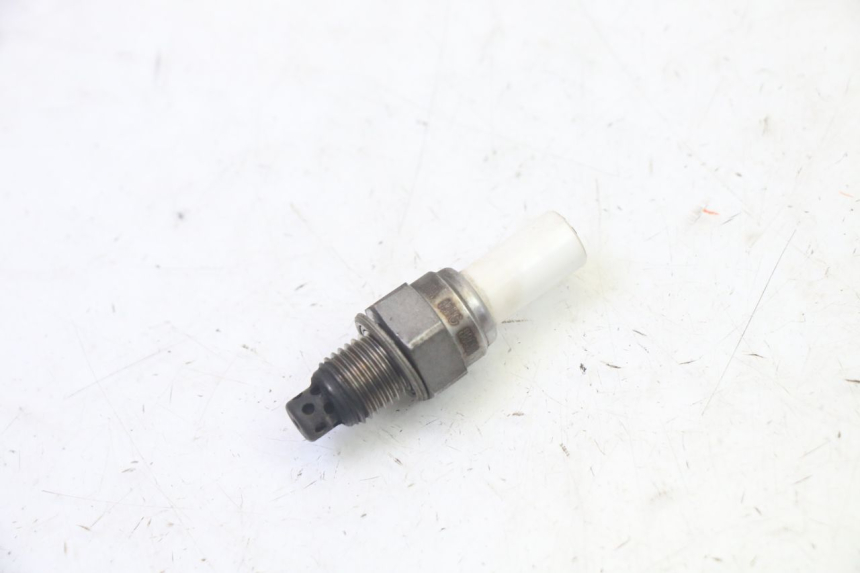 photo de LAMBDA-SONDE HONDA CBF 125 (2009 - 2015) - Hoofdaanzicht